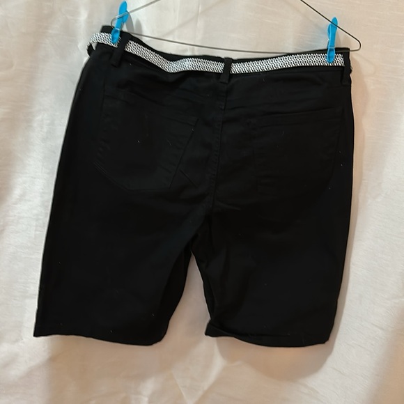 Riders by Lee Size 14 Black Shorts. - Picture 2 of 2